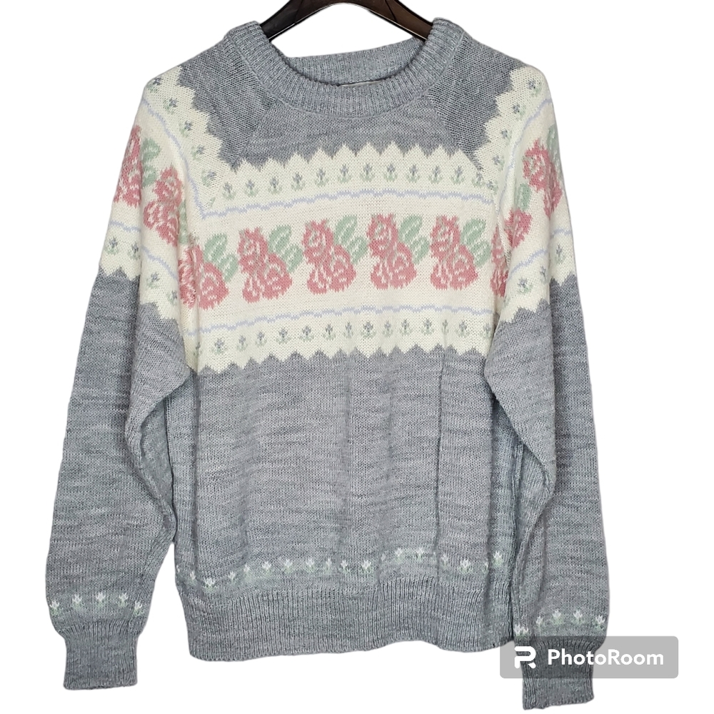 Vintage donagain rose knit sweater gray white pink flowers crewneck cottagecore‎